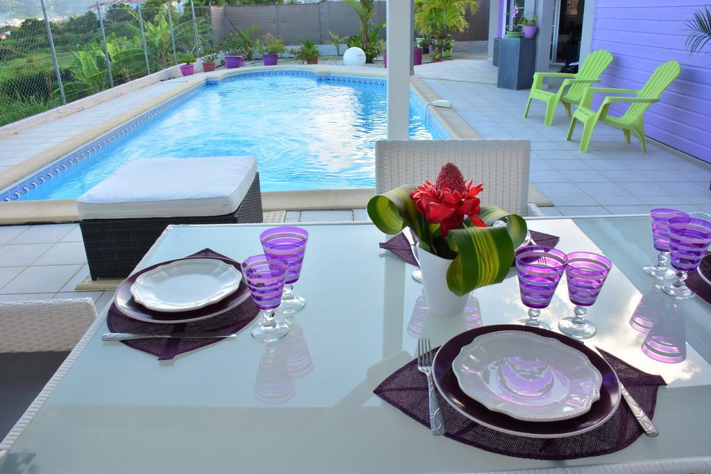Villa Améthyste avec grande piscine privée, jardin clos, parking privé Le Robert Exterior foto